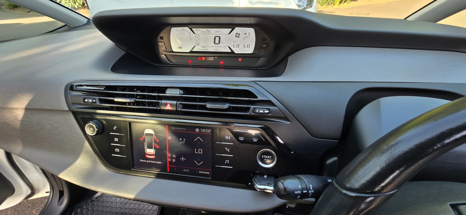 Used Citroen C4 Grand Picasso 2018 for sale - 77284108: Photo 21