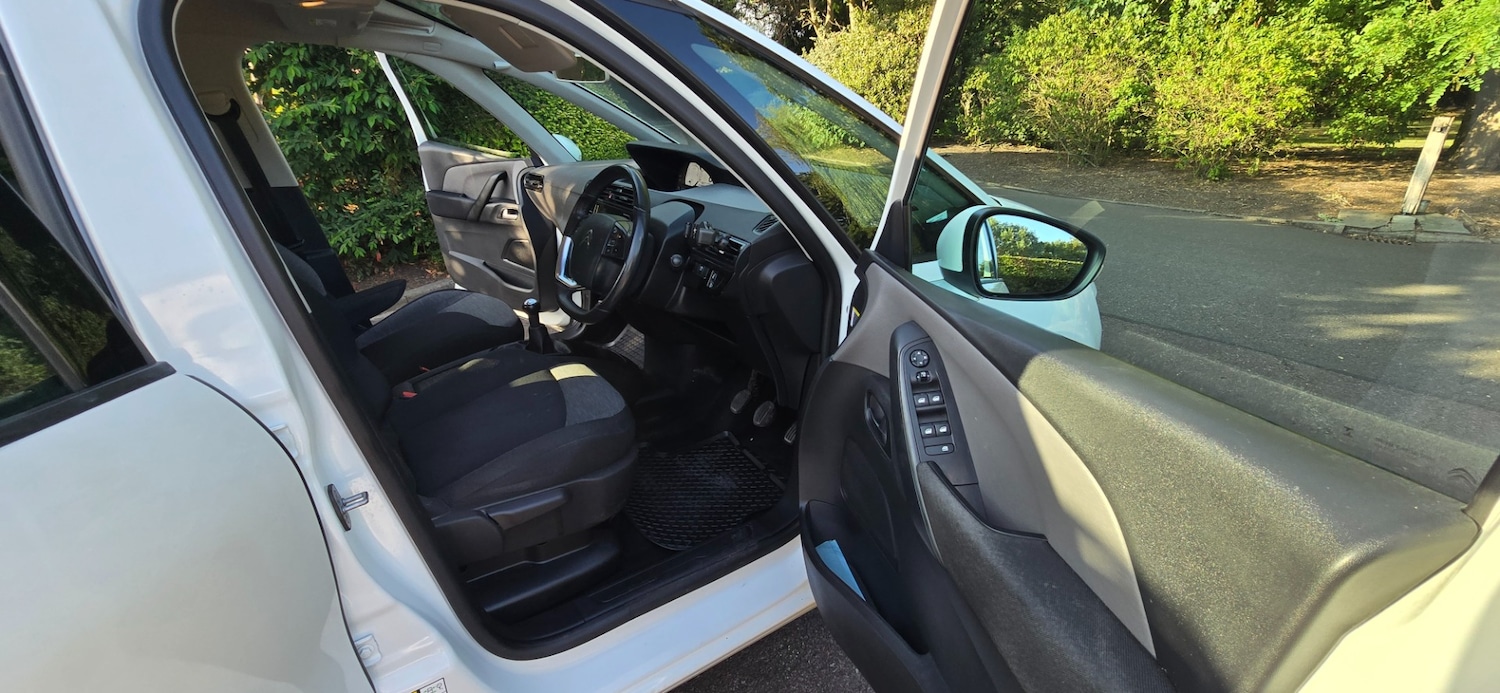 Used Citroen C4 Grand Picasso 2018 for sale - 77284108: Photo 25