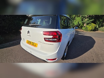Used Citroen C4 Grand Picasso 2018 for sale - 77284108: Photo