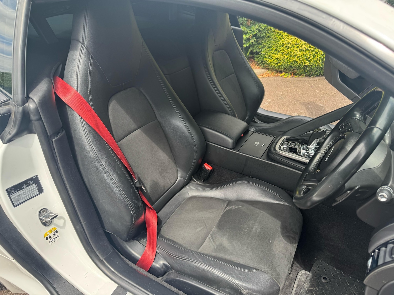 Used Jaguar F-Type 2015 for sale - 77198078: Photo 31