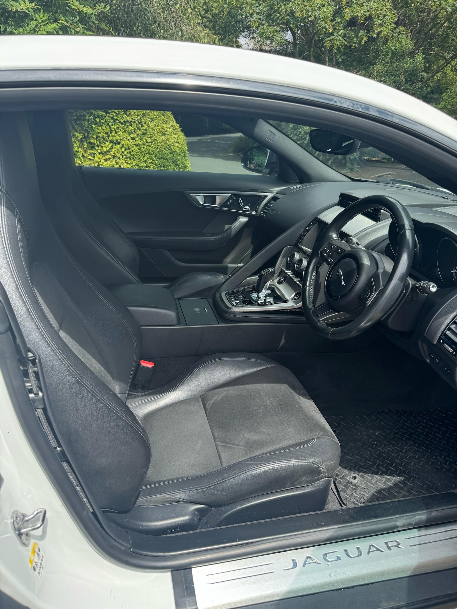 Used Jaguar F-Type 2015 for sale - 77198078: Photo 44