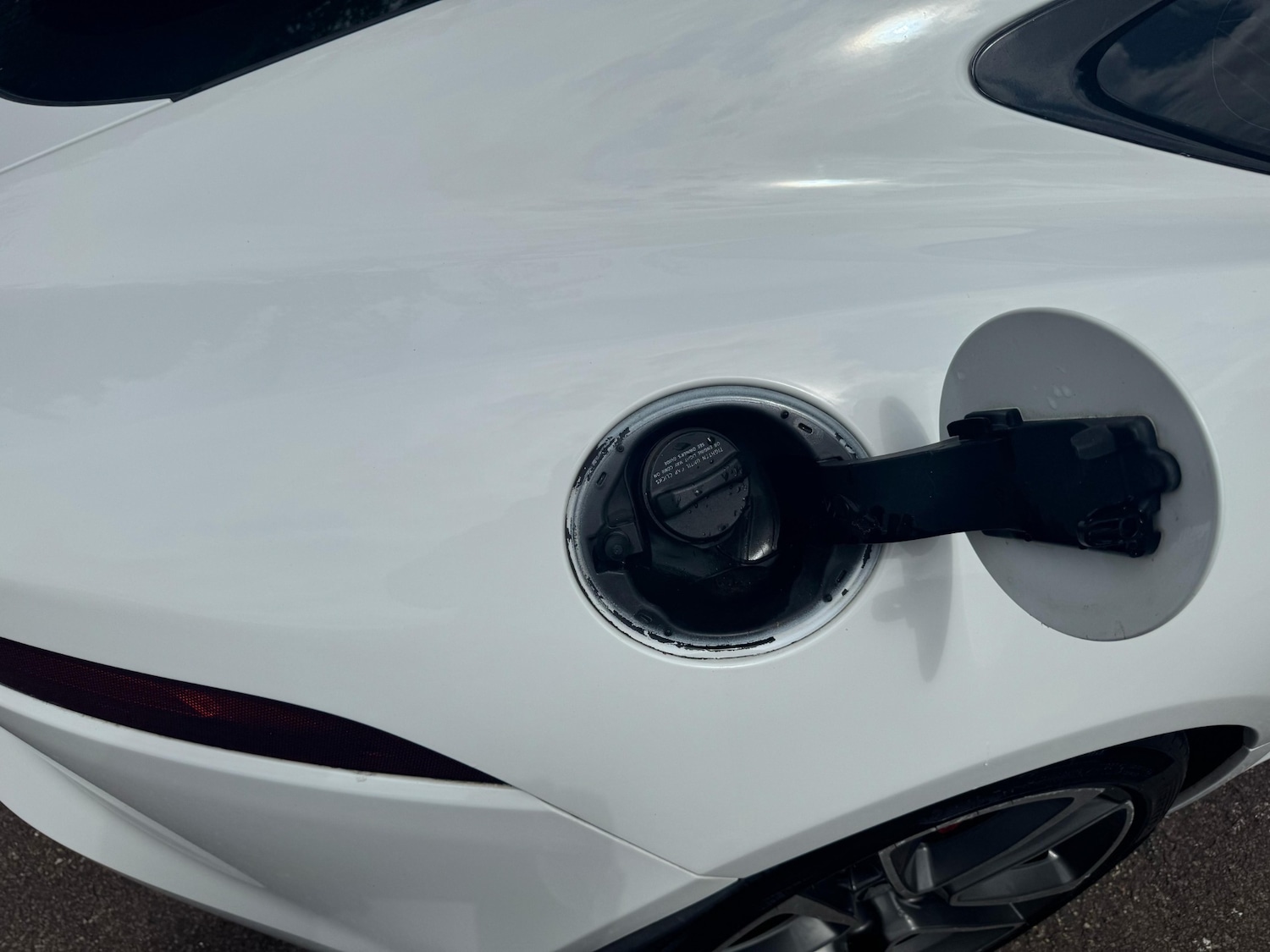 Used Jaguar F-Type 2015 for sale - 77198078: Photo 9