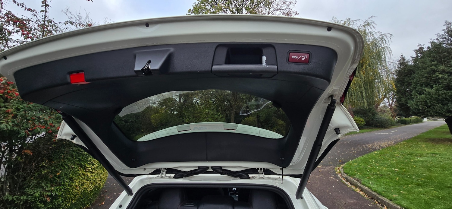 Used Mercedes-Benz GLA 2017 for sale - 77168385: Photo 45