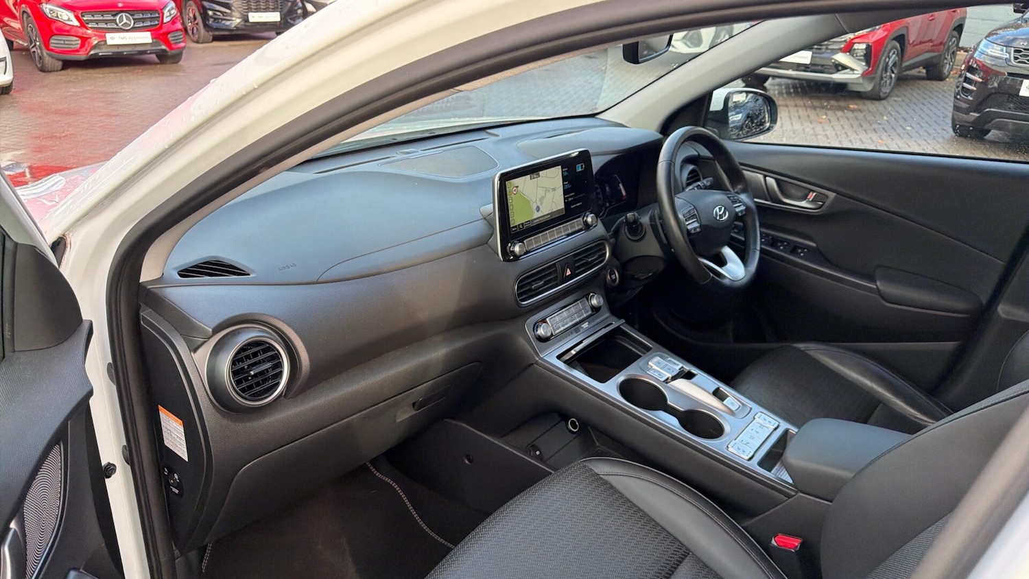 Used Hyundai KONA 2020 for sale - 76408515: Photo 3