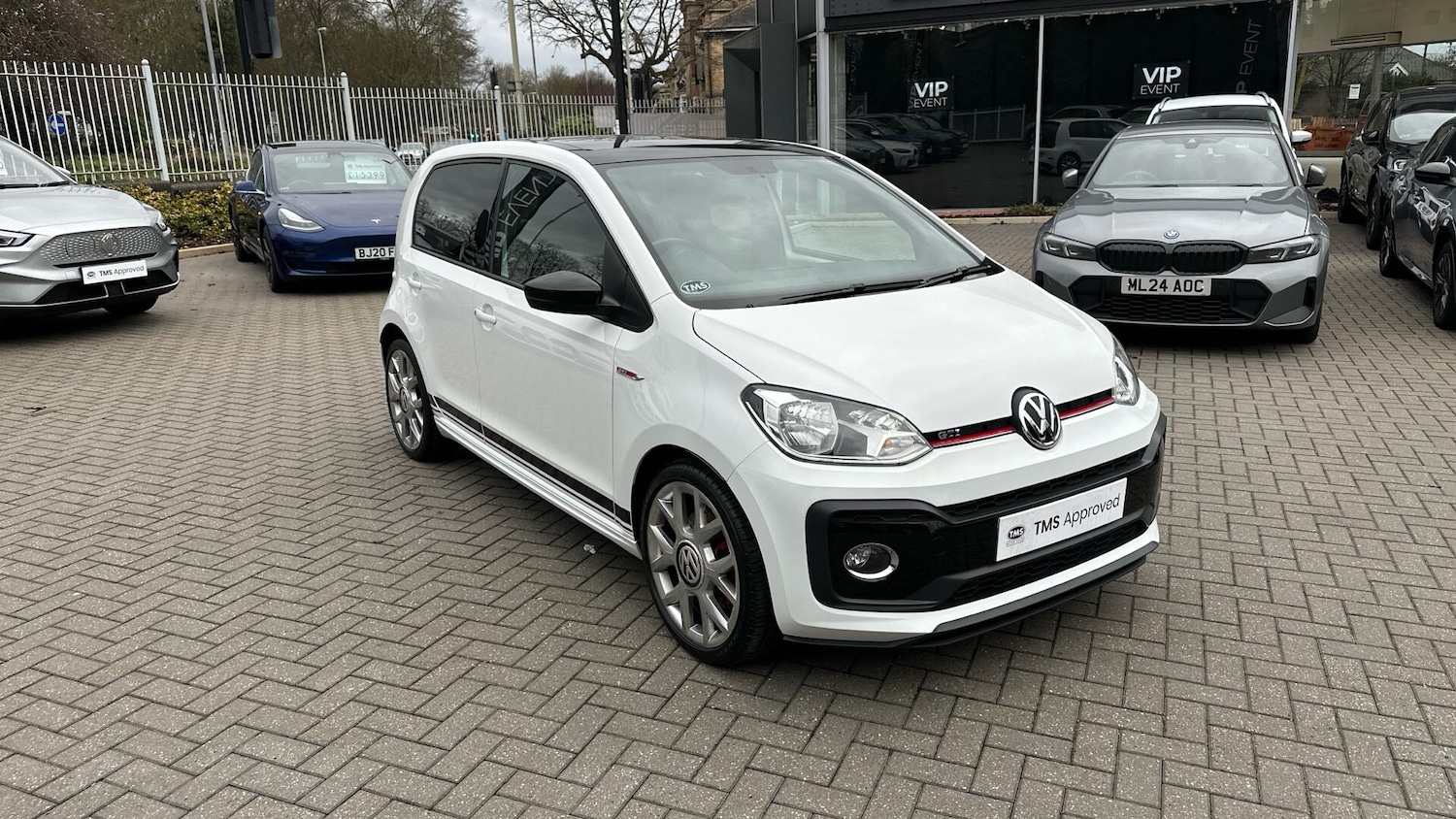 Used Volkswagen up! 2018 for sale - 77672869: Photo 14
