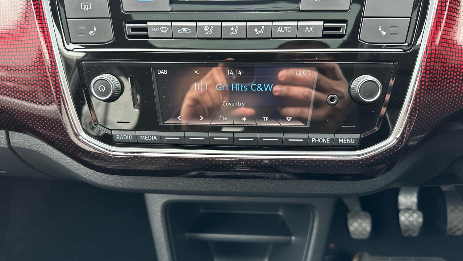 Used Volkswagen up! 2018 for sale - 77672869: Photo 32