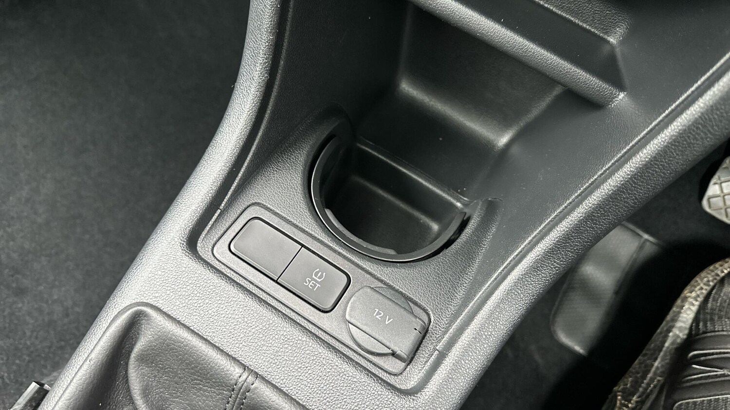 Used Volkswagen up! 2018 for sale - 77672869: Photo 34