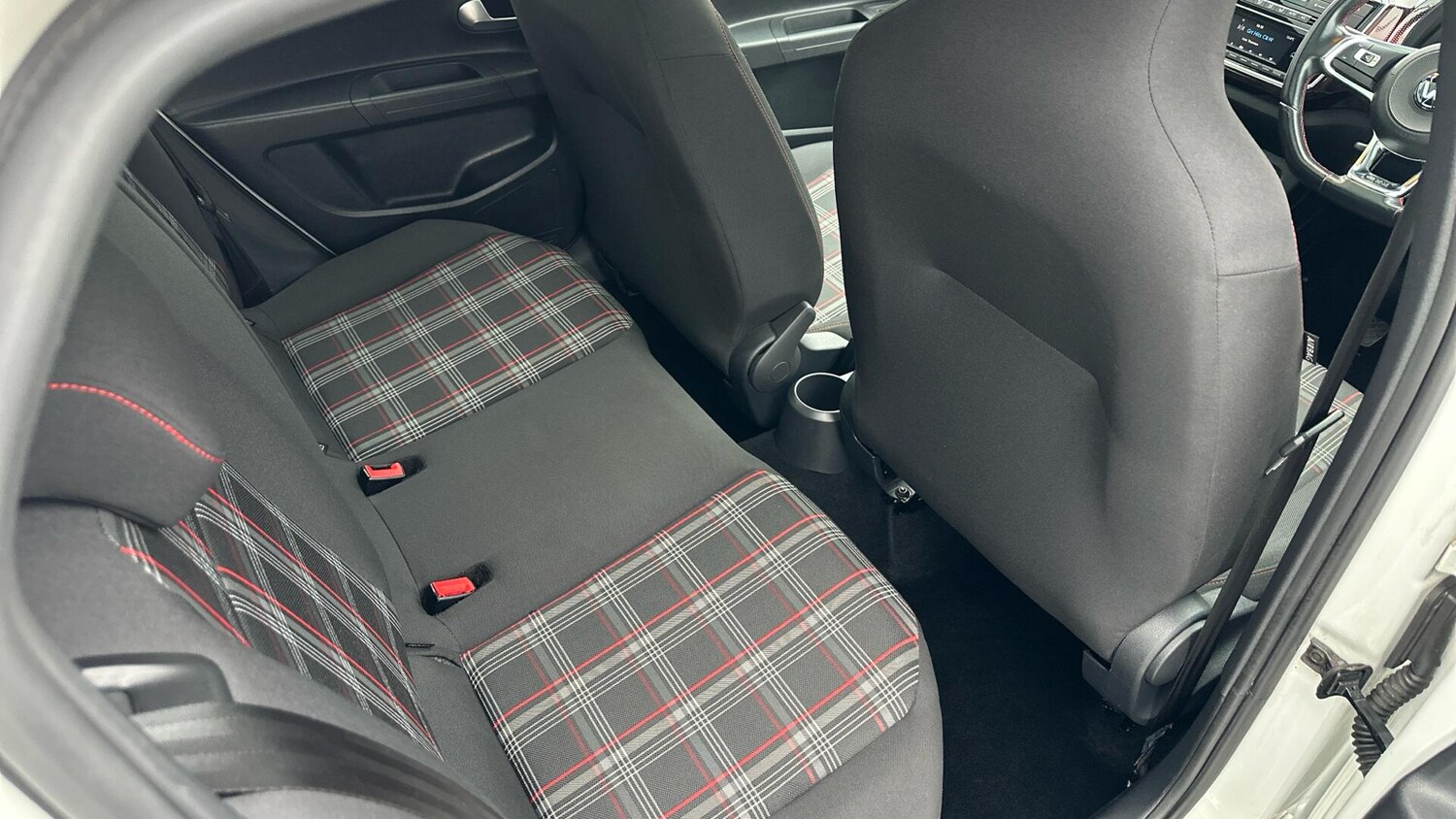 Used Volkswagen up! 2018 for sale - 77672869: Photo 39