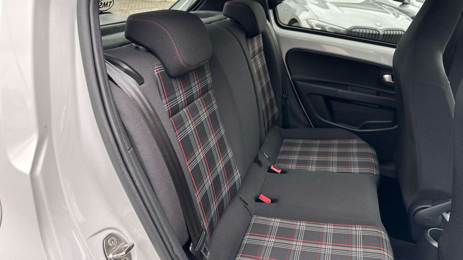 Used Volkswagen up! 2018 for sale - 77672869: Photo 40