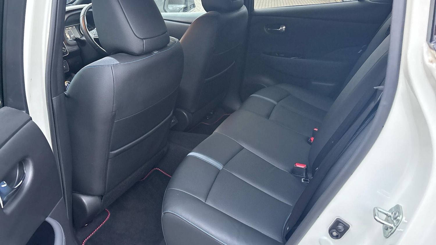 Used Nissan Leaf 2022 for sale - 76926300: Photo 12