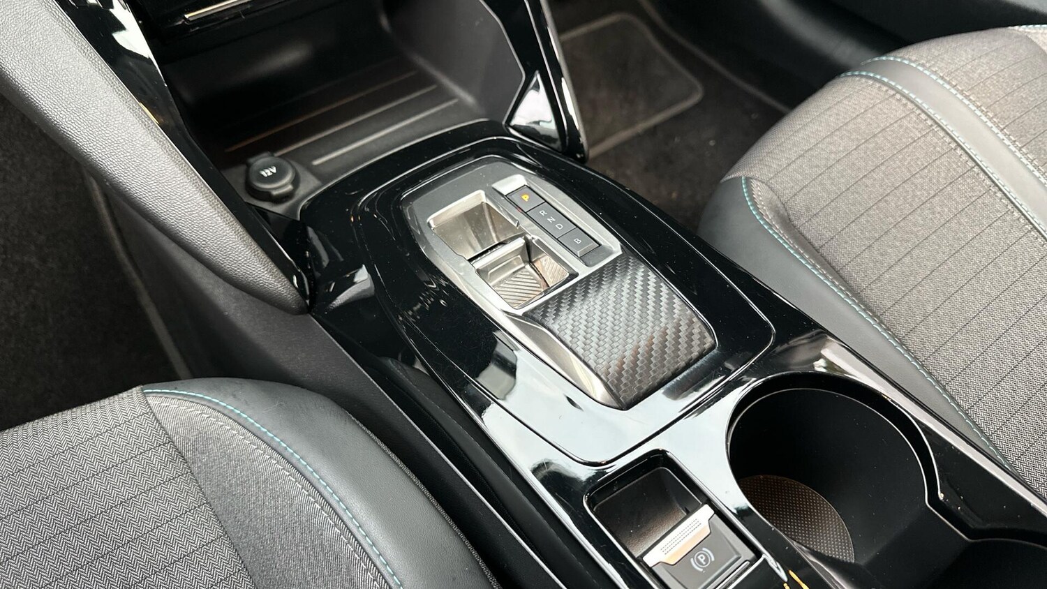 Used Peugeot 208 2022 for sale - 77672887: Photo 23