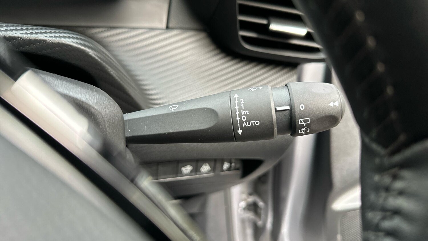 Used Peugeot 208 2022 for sale - 77672887: Photo 32