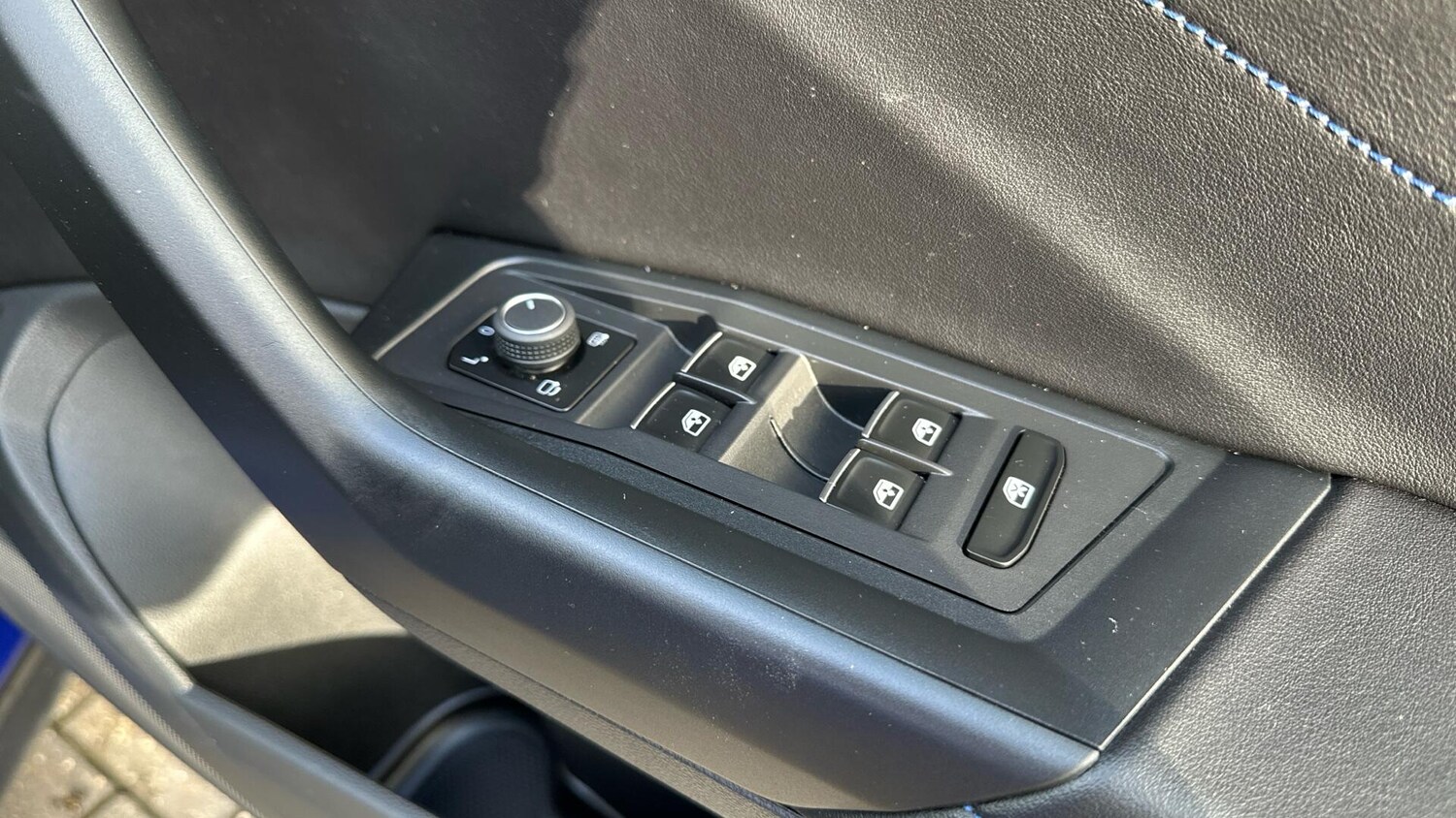 Used Volkswagen T-Roc 2022 for sale - 77672866: Photo 26