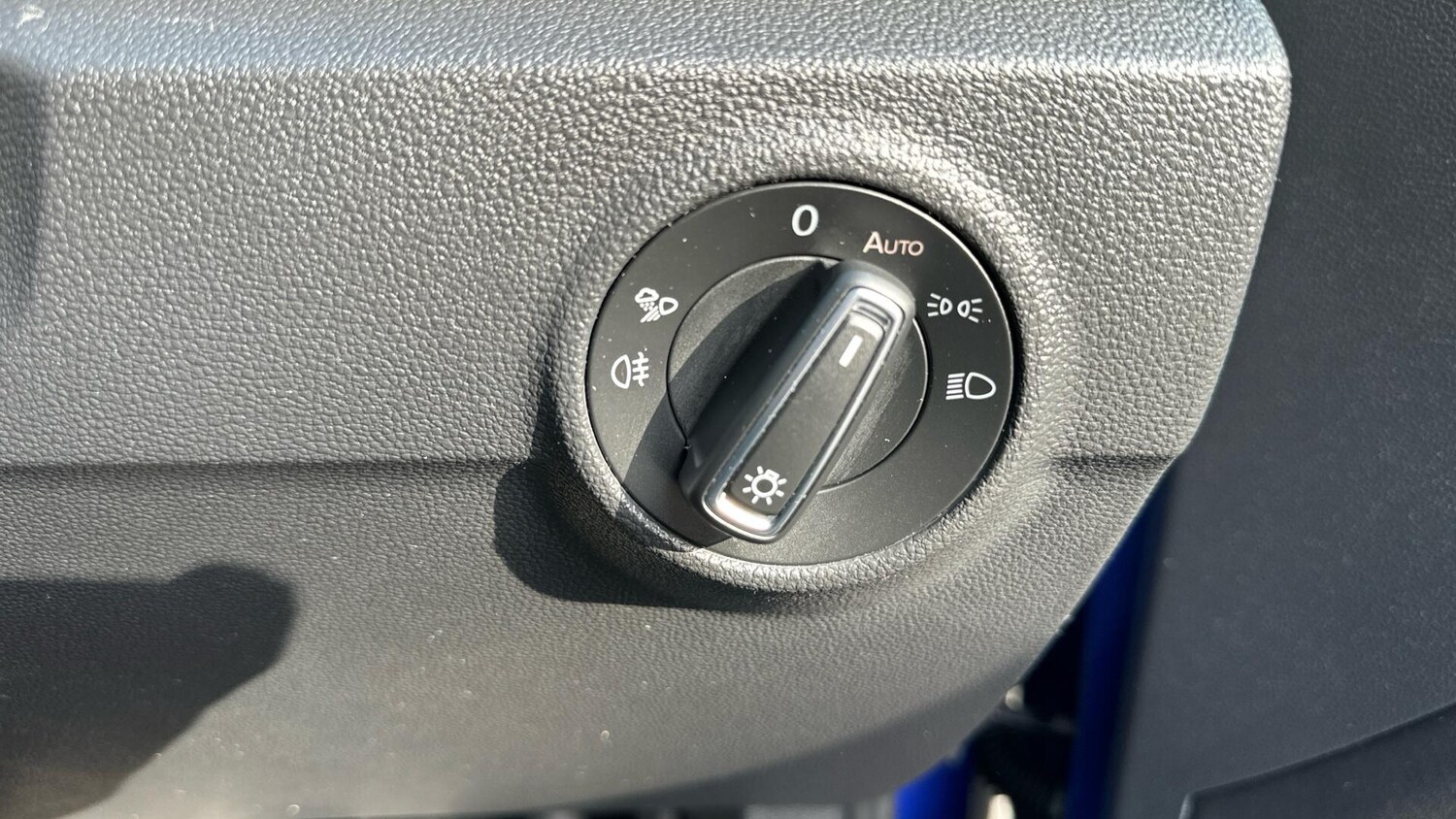 Used Volkswagen T-Roc 2022 for sale - 77672866: Photo 27