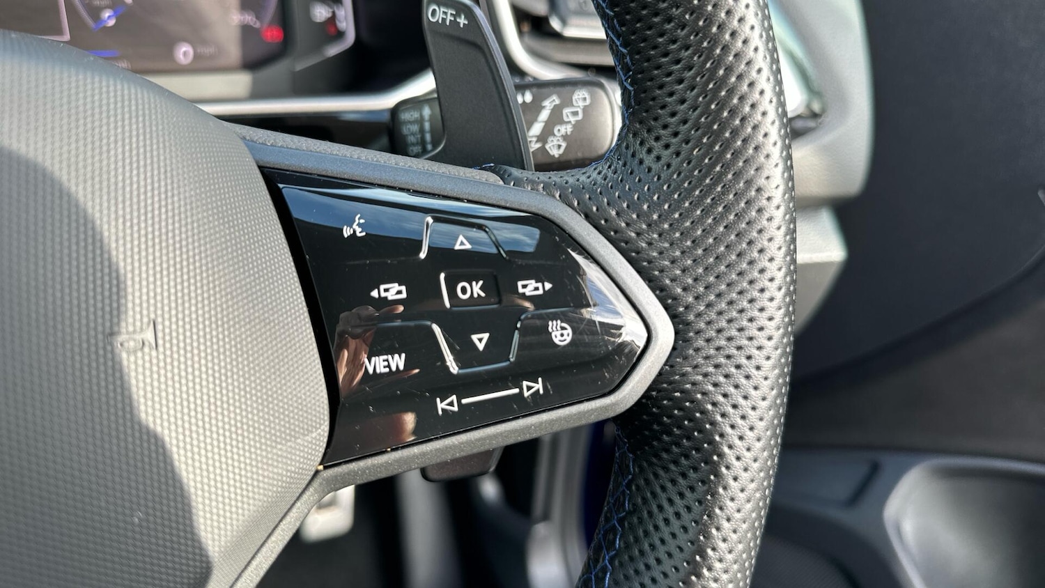 Used Volkswagen T-Roc 2022 for sale - 77672866: Photo 28