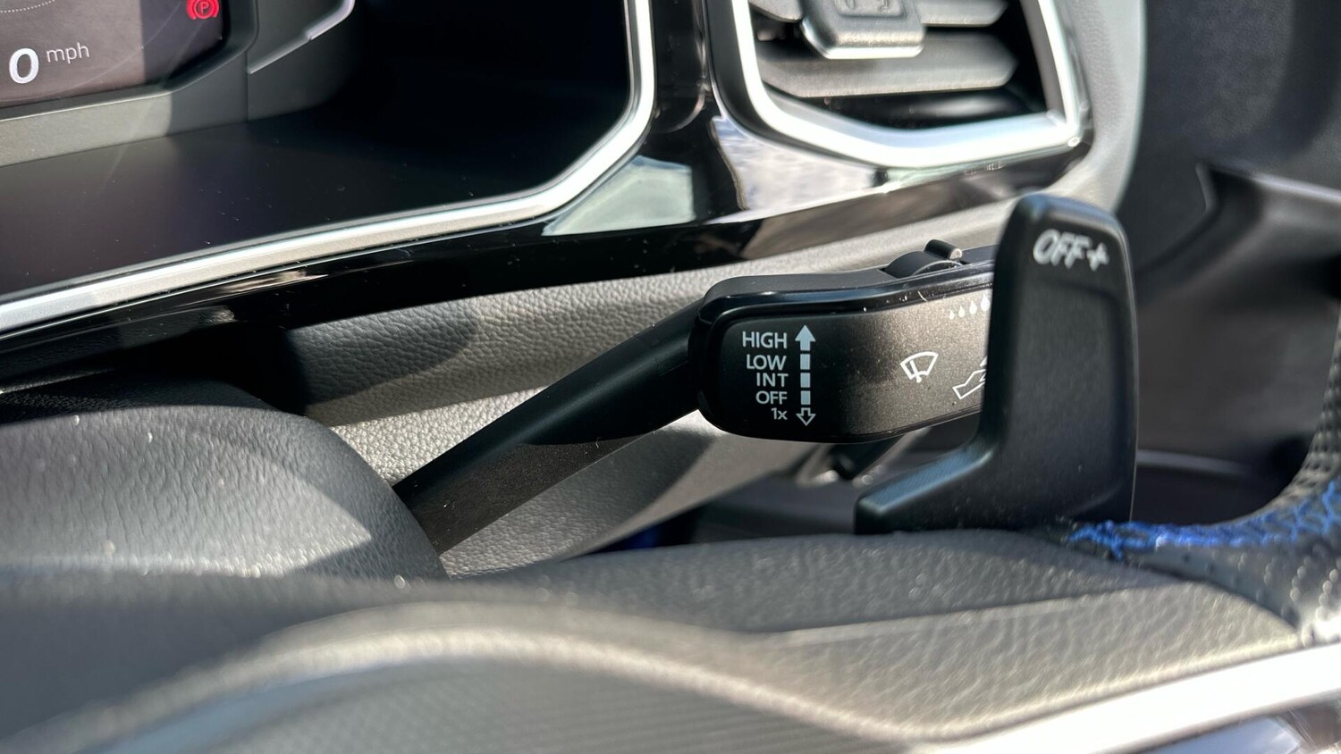 Used Volkswagen T-Roc 2022 for sale - 77672866: Photo 40