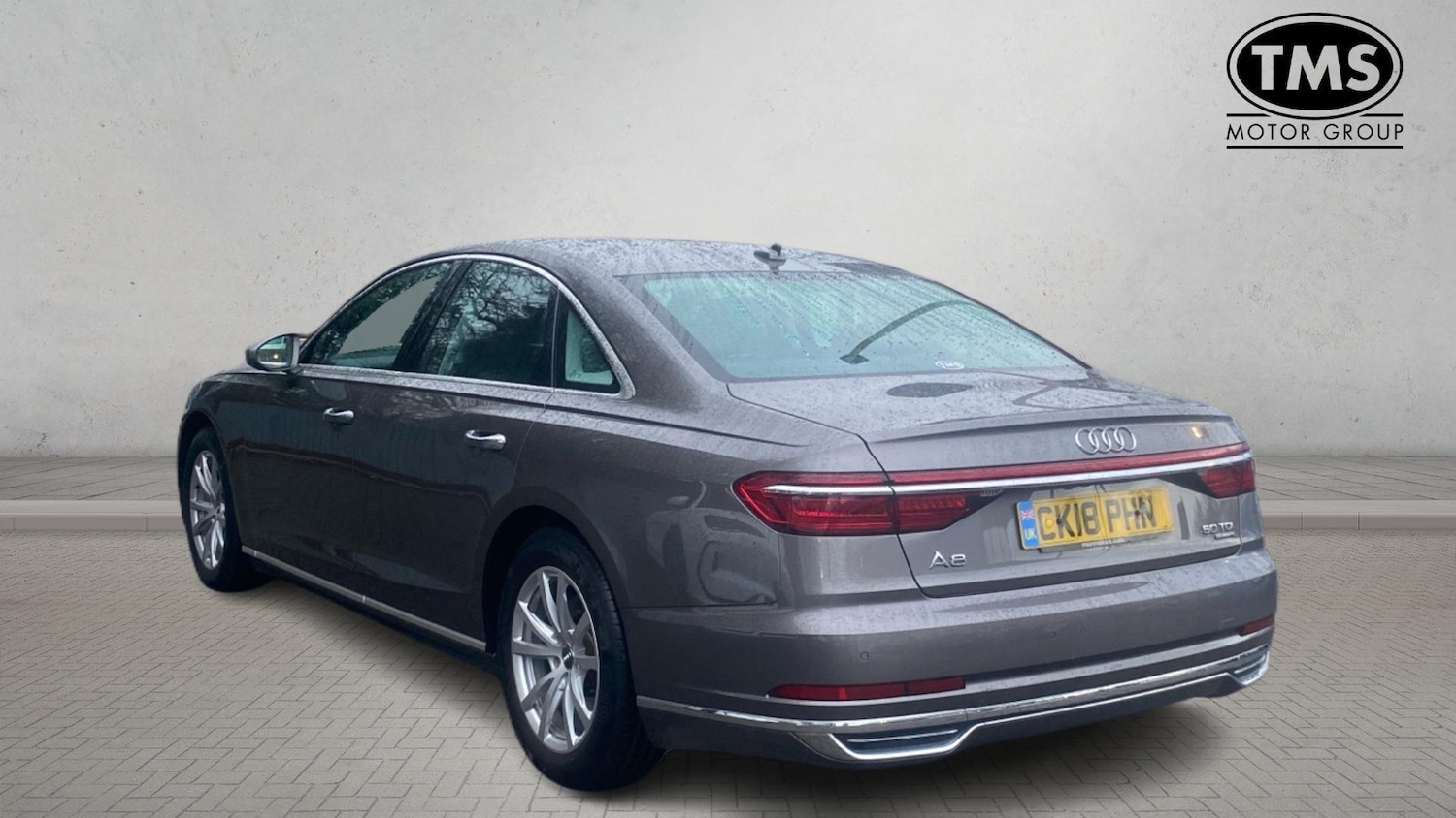 Used Audi A8 2018 for sale - 77672873: Photo 2