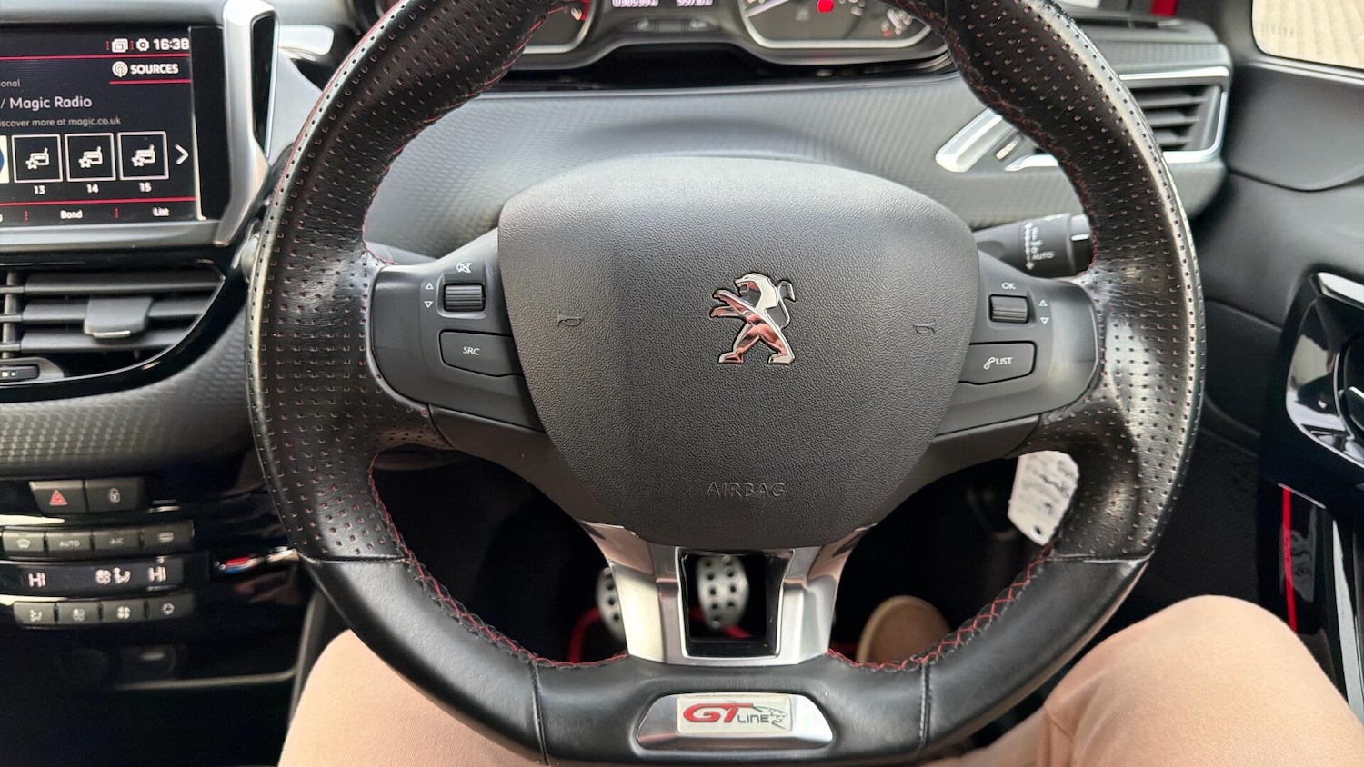 Used Peugeot 208 for sale - 76408994: Photo 12