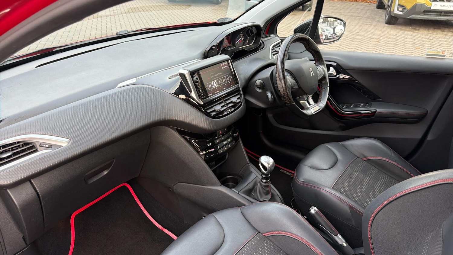 Used Peugeot 208 for sale - 76408994: Photo 3