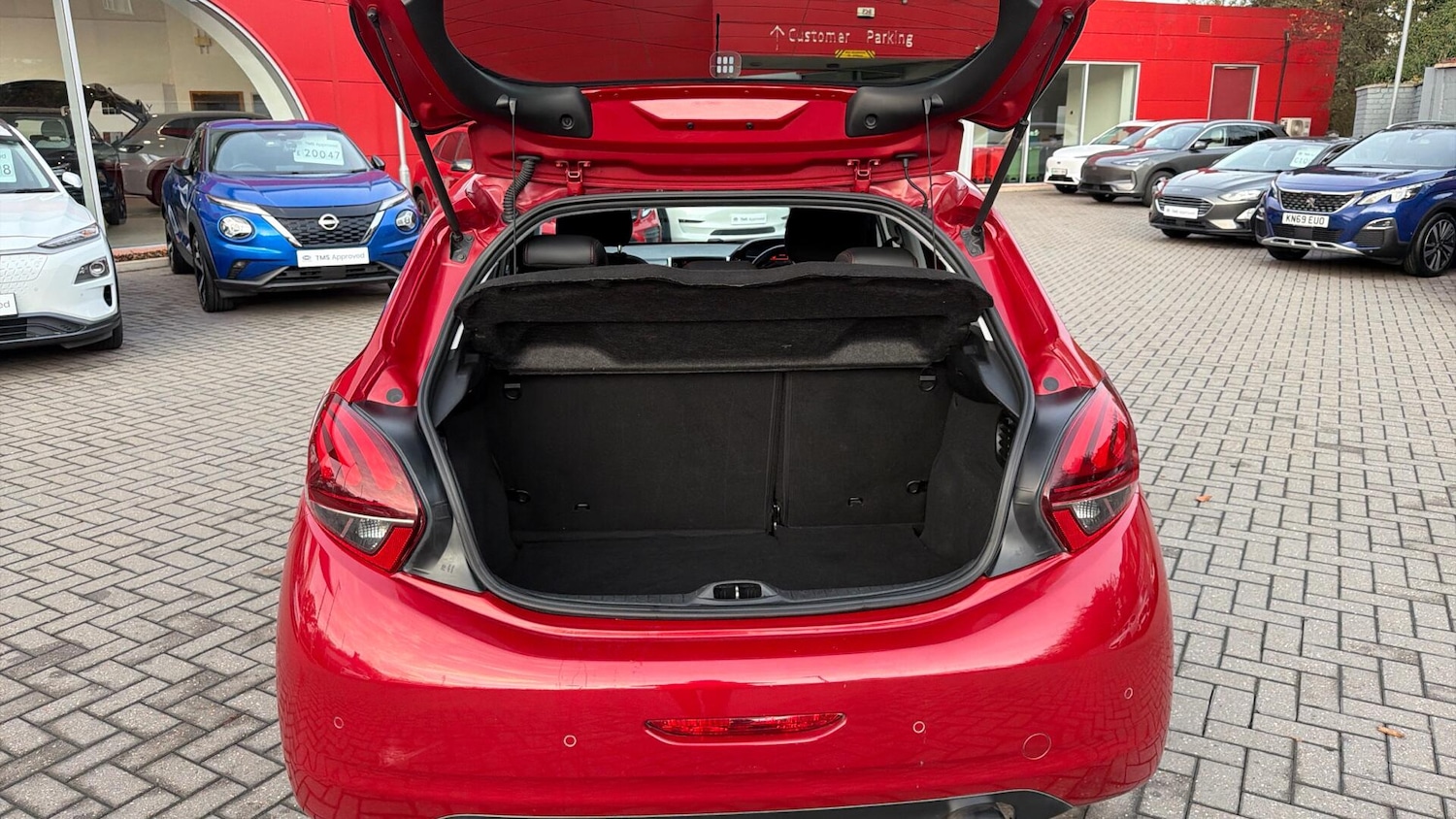 Used Peugeot 208 for sale - 76408994: Photo 8