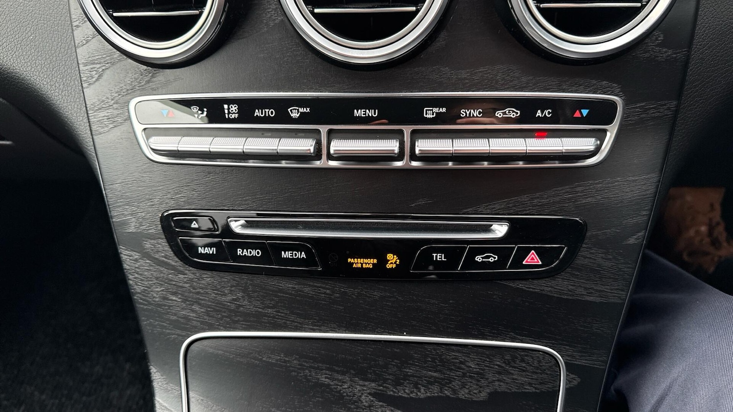 Used Mercedes-Benz GLC 2017 for sale - 77109227: Photo 26