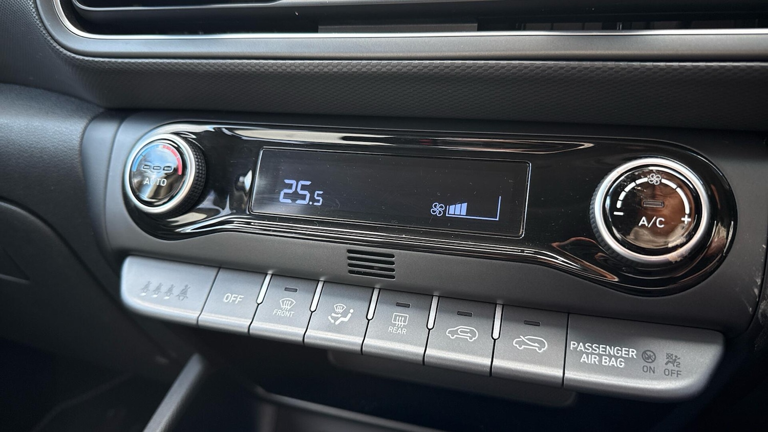 Used Hyundai KONA 2021 for sale - 76409436: Photo 19