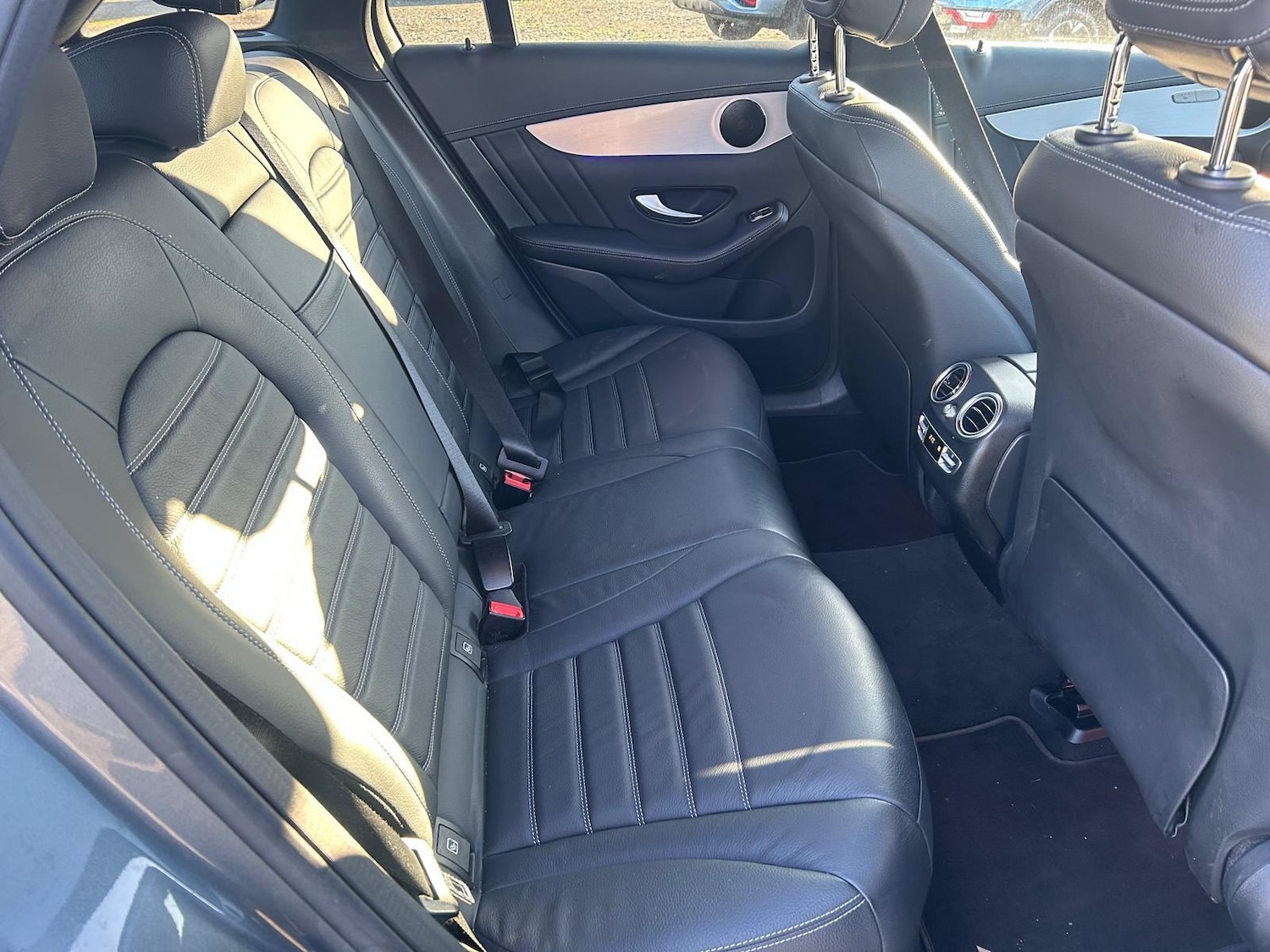 Used Mercedes-Benz GLC 2022 for sale - 76801410: Photo 14