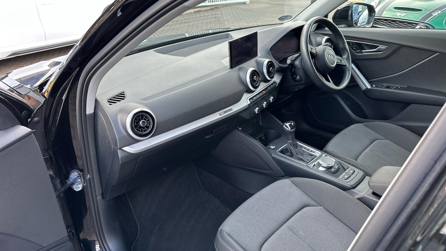 Used Audi Q2 for sale - 78136131: Photo 3