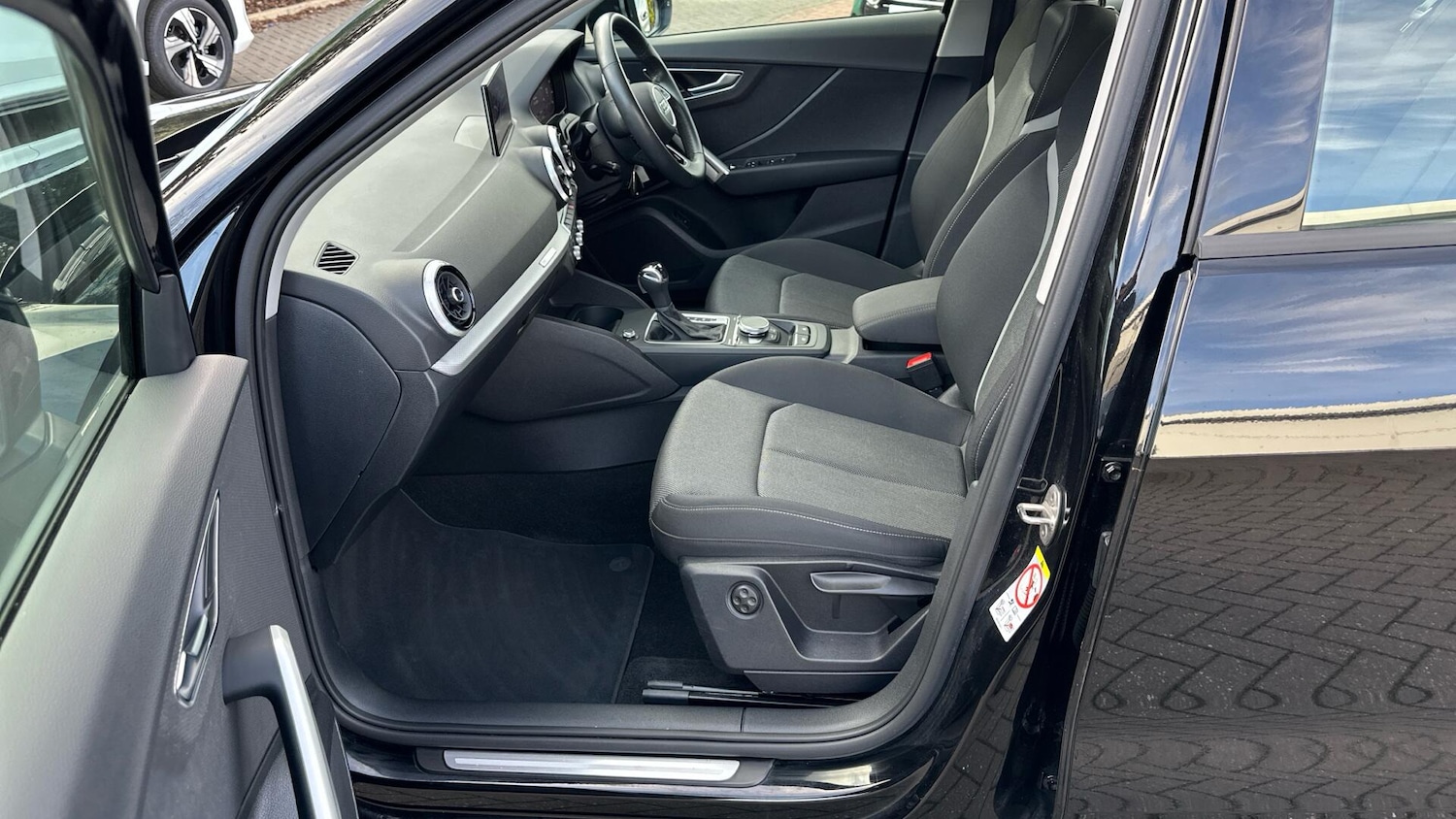 Used Audi Q2 for sale - 78136131: Photo 53