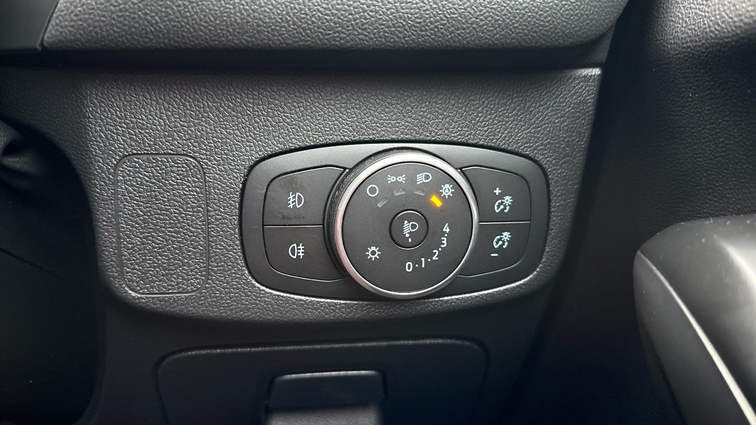 Used Ford Focus 2019 for sale - 76409349: Photo 27