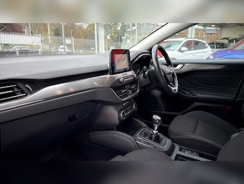 Used Ford Focus 2019 for sale - 76409349: Photo