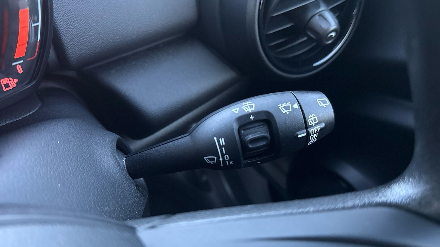 Used MINI Hatch 2018 for sale - 76824588: Photo 17