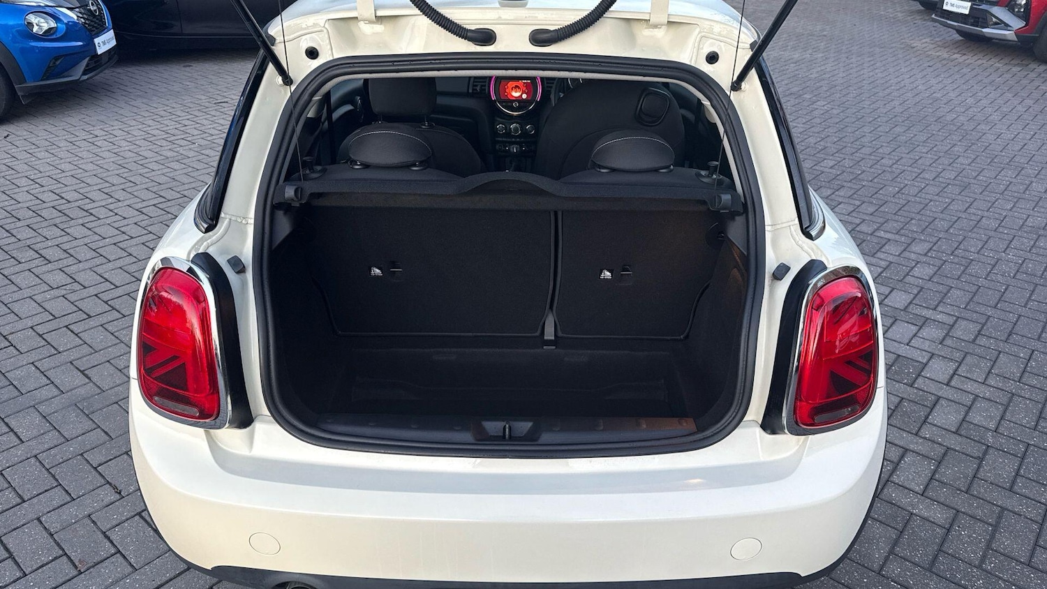 Used MINI Hatch 2018 for sale - 76824588: Photo 7