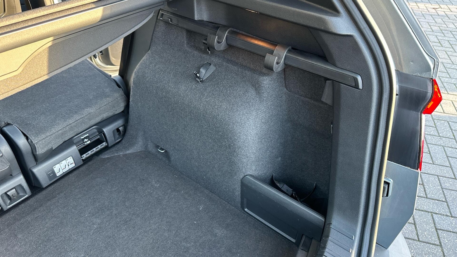 Used Skoda Karoq 2018 for sale - 77799006: Photo 49