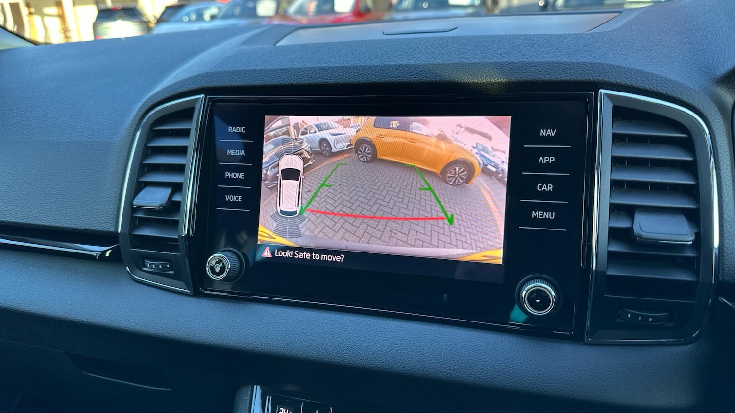 Used Skoda Karoq 2018 for sale - 77799006: Photo 59