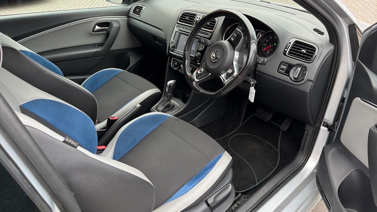 Used Volkswagen Polo 2017 for sale - 76499431: Photo 10