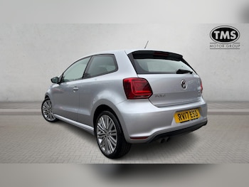 Used Volkswagen Polo 2017 for sale - 76499431: Photo