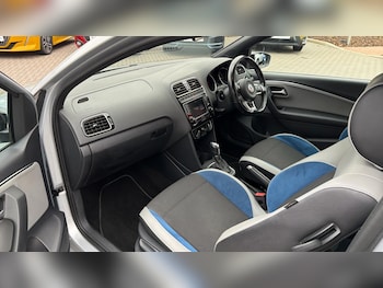 Used Volkswagen Polo 2017 for sale - 76499431: Photo