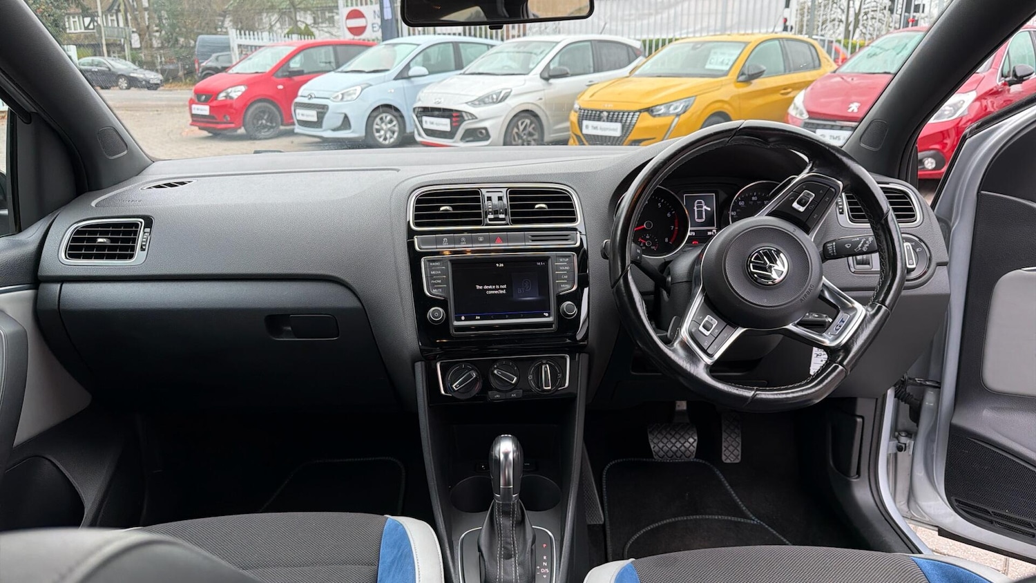 Used Volkswagen Polo 2017 for sale - 76499431: Photo 6