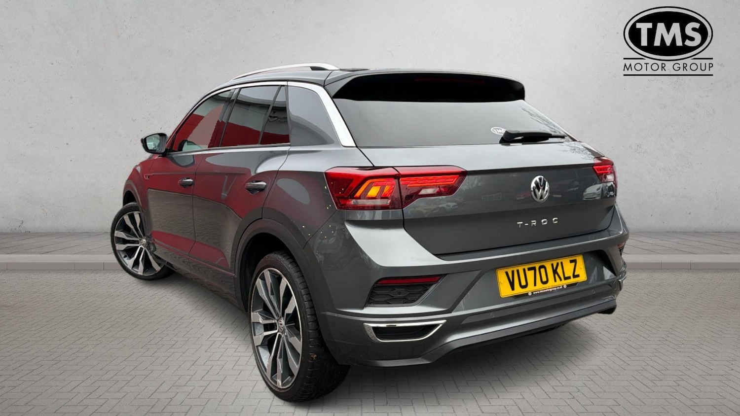 Used Volkswagen T-Roc 2020 for sale - 76562103: Photo 2