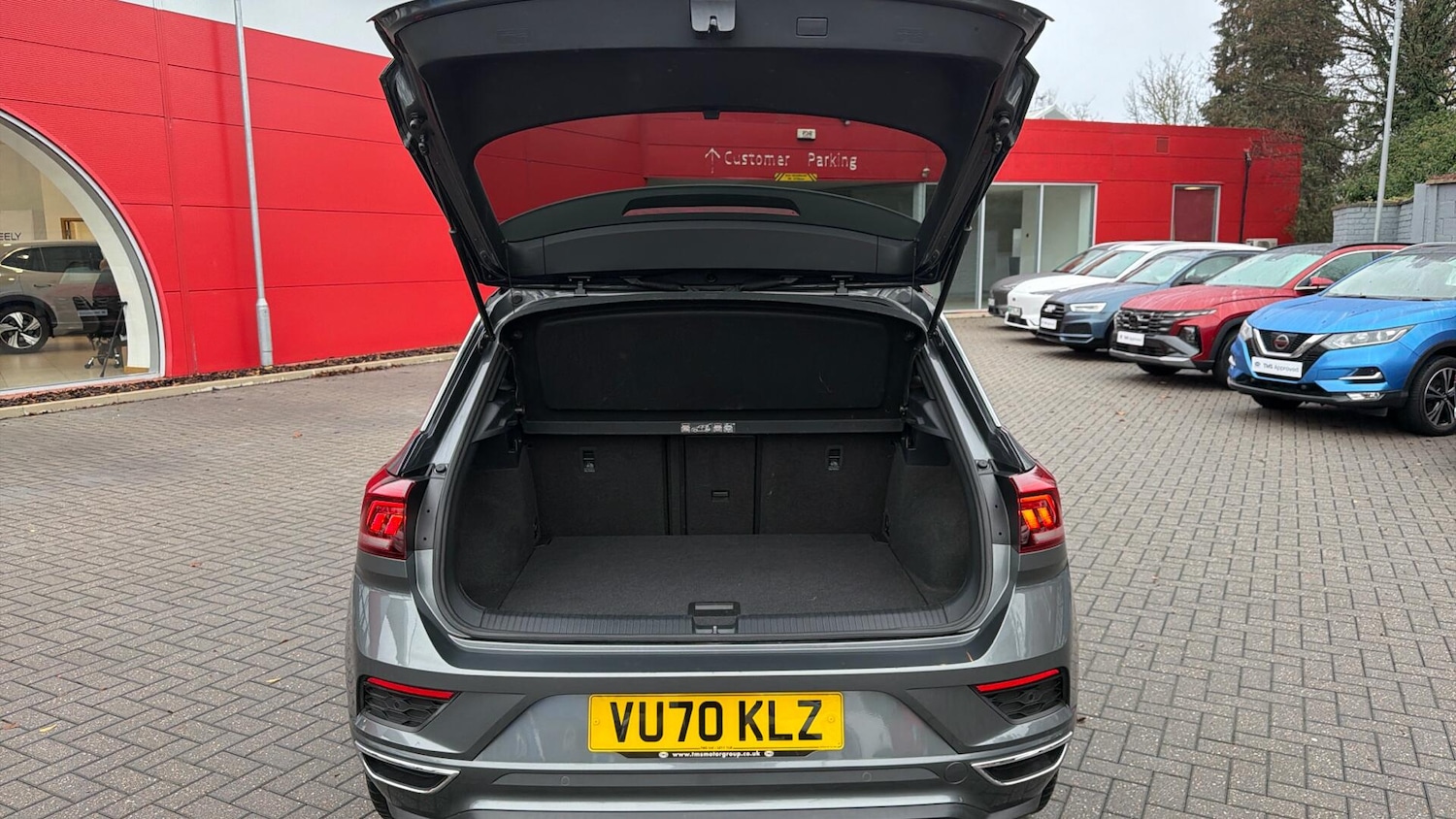 Used Volkswagen T-Roc 2020 for sale - 76562103: Photo 8