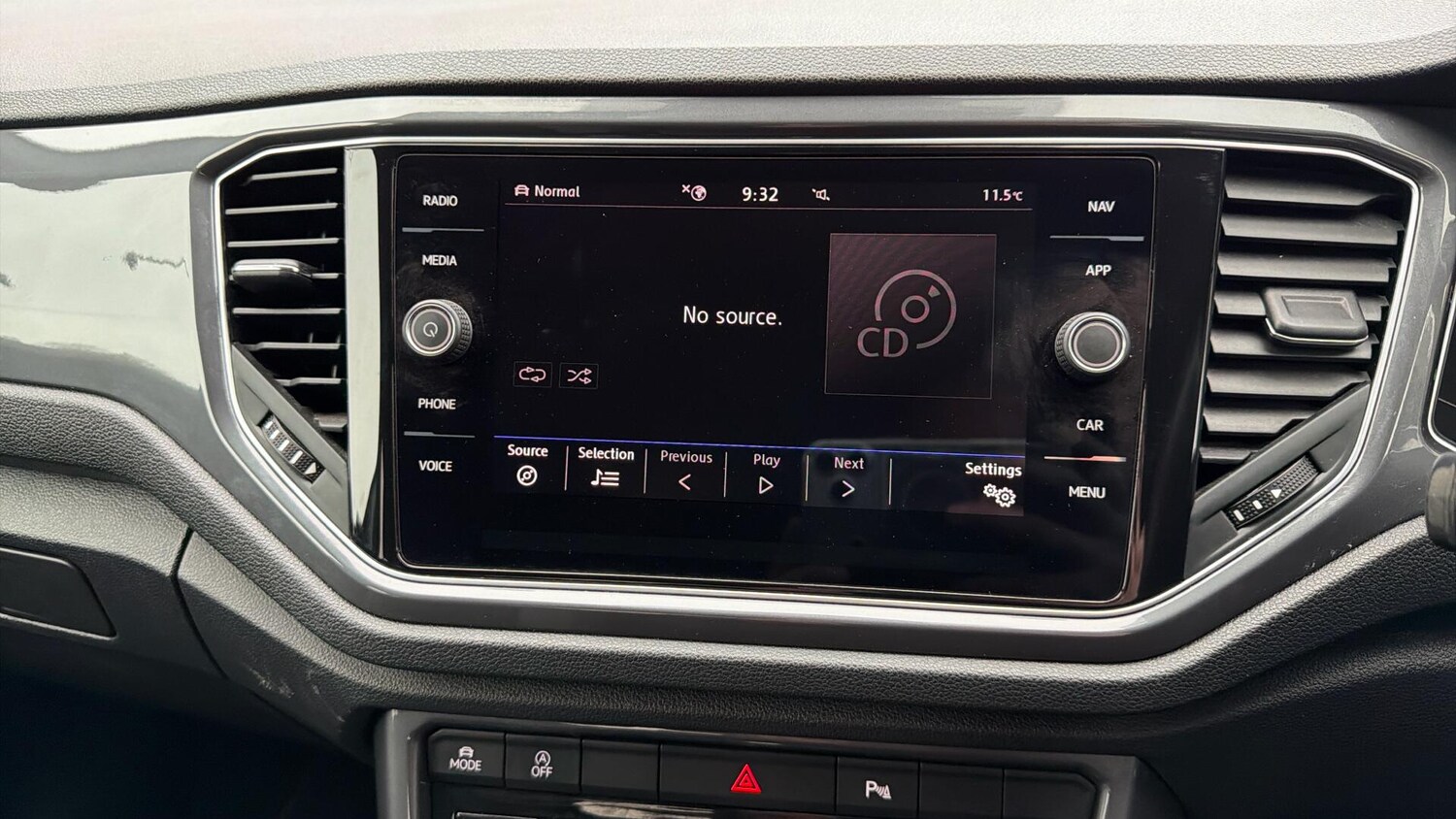 Used Volkswagen T-Roc 2020 for sale - 76562103: Photo 9