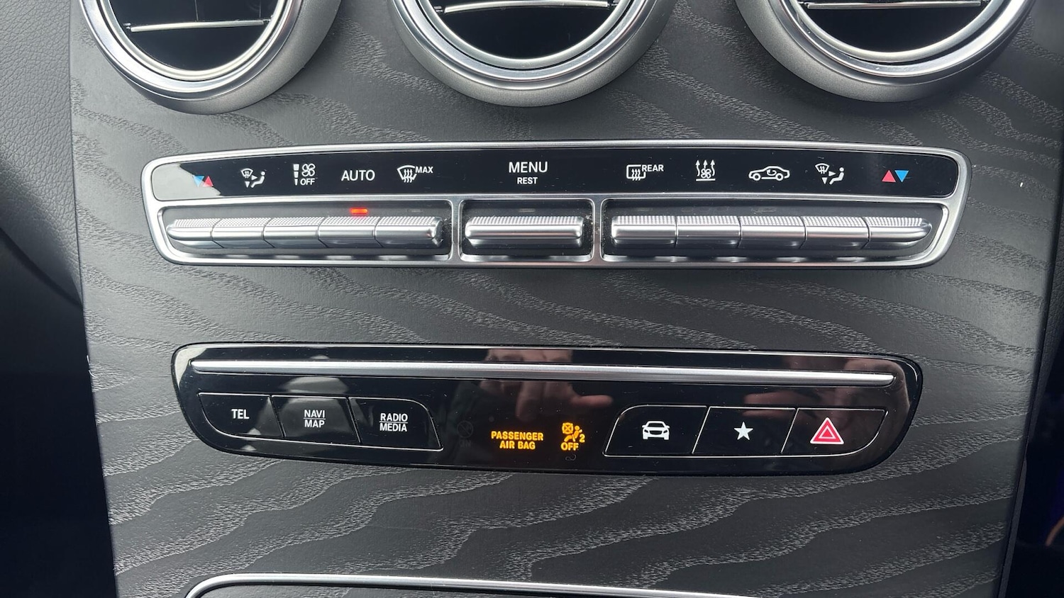 Used Mercedes-Benz GLC 2022 for sale - 77672855: Photo 22