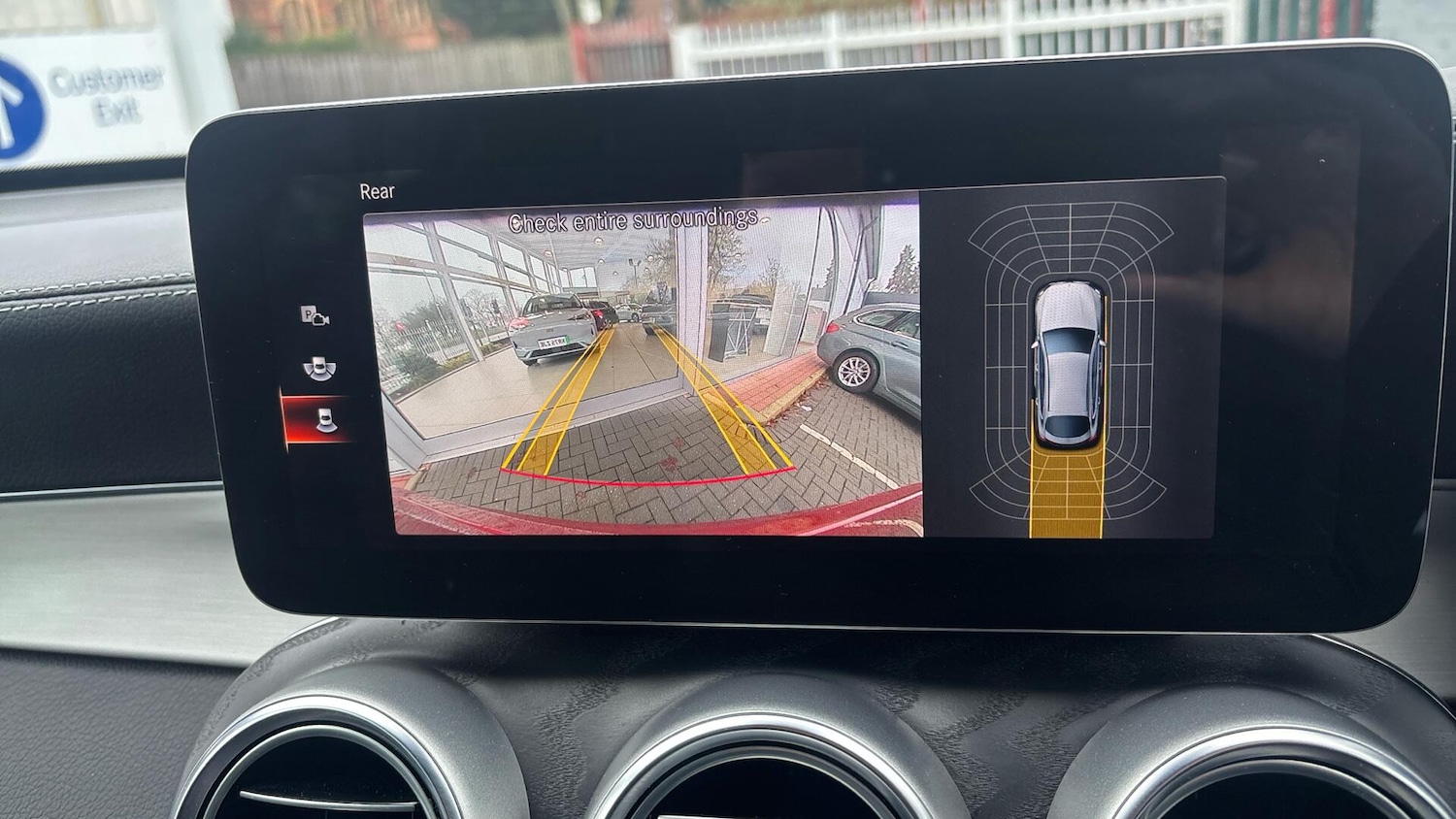 Used Mercedes-Benz GLC 2022 for sale - 77672855: Photo 28