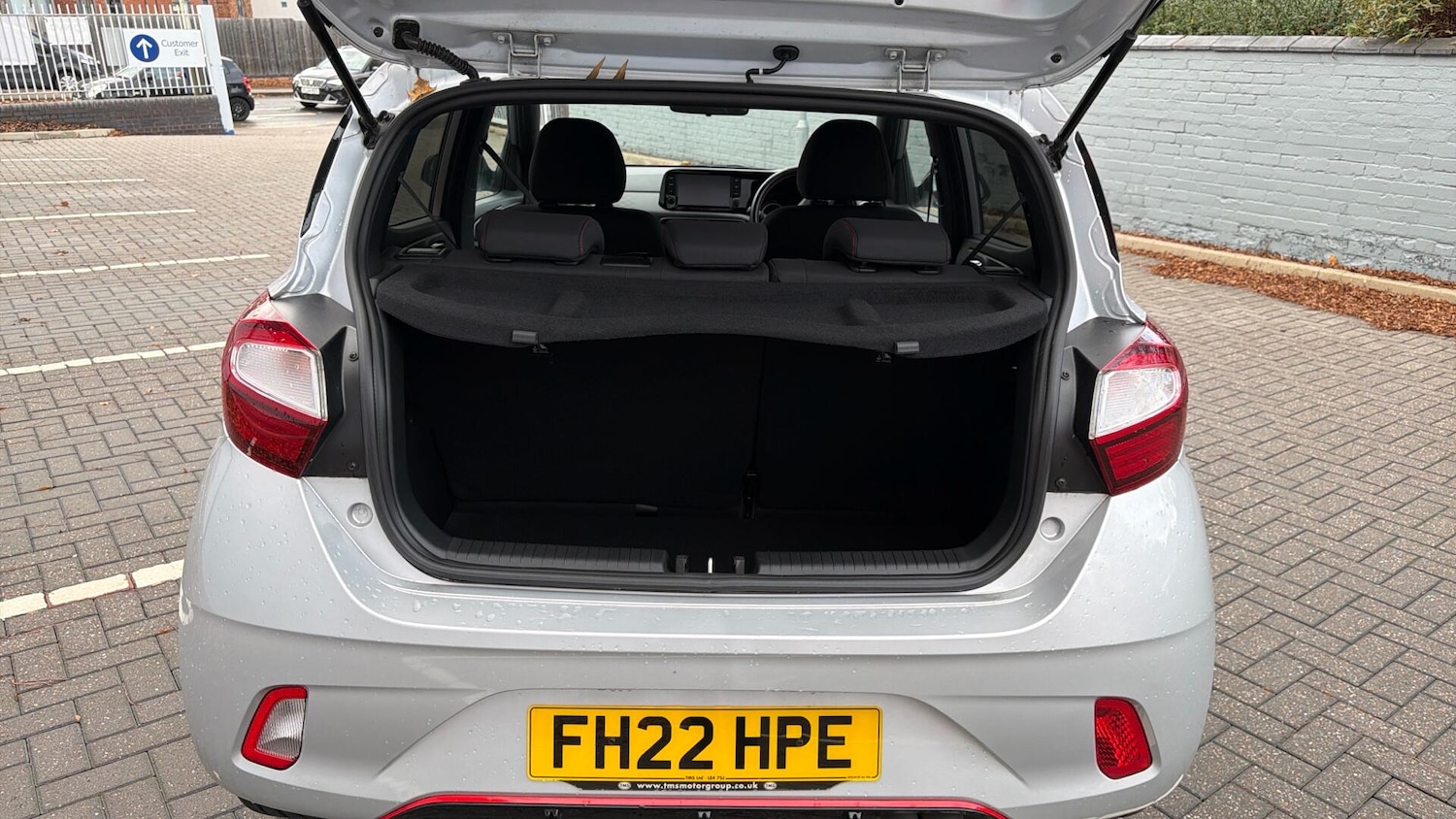 Used Hyundai i10 2022 for sale - 76423270: Photo 8