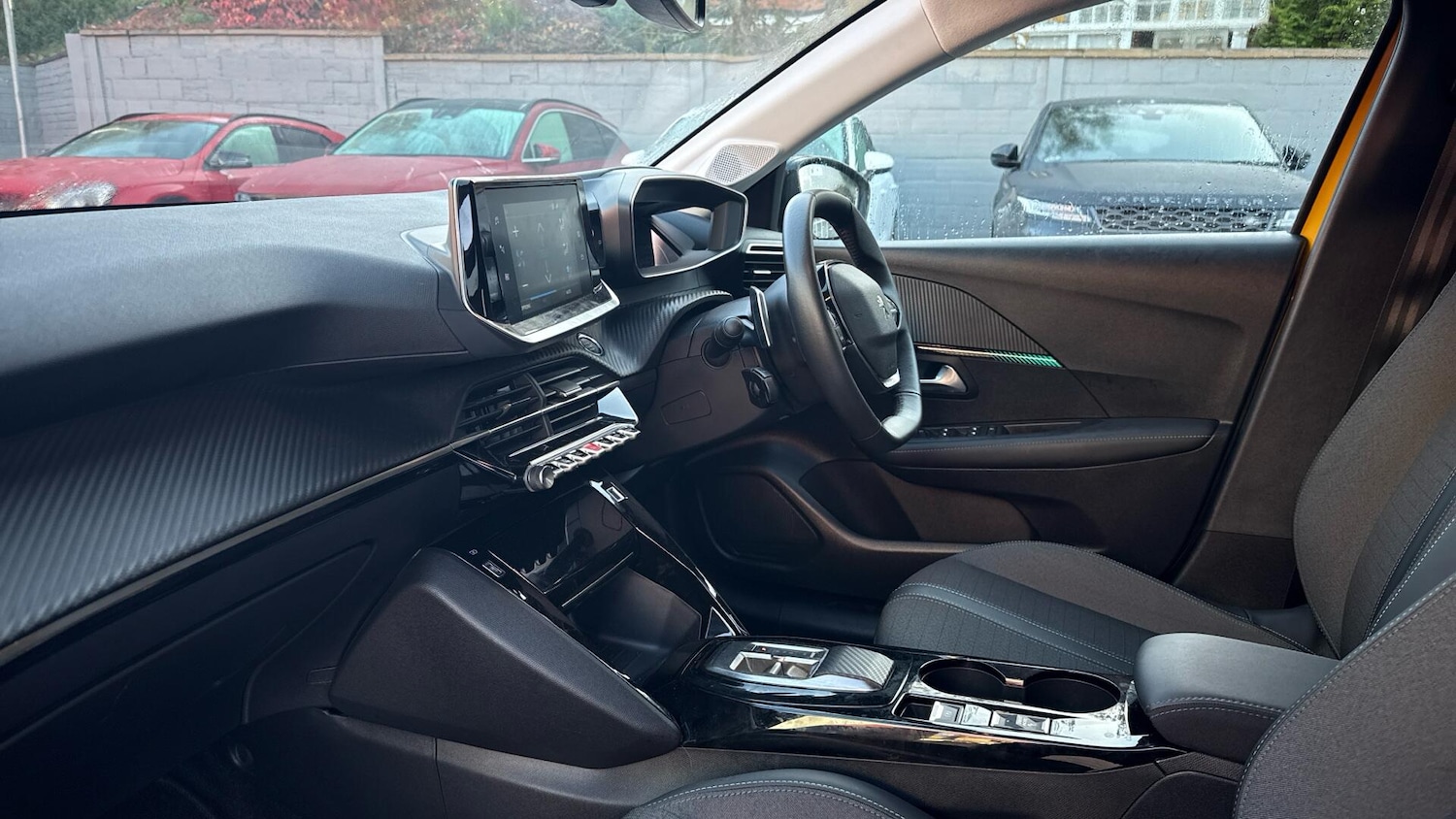 Used Peugeot 208 2023 for sale - 76964882: Photo 3