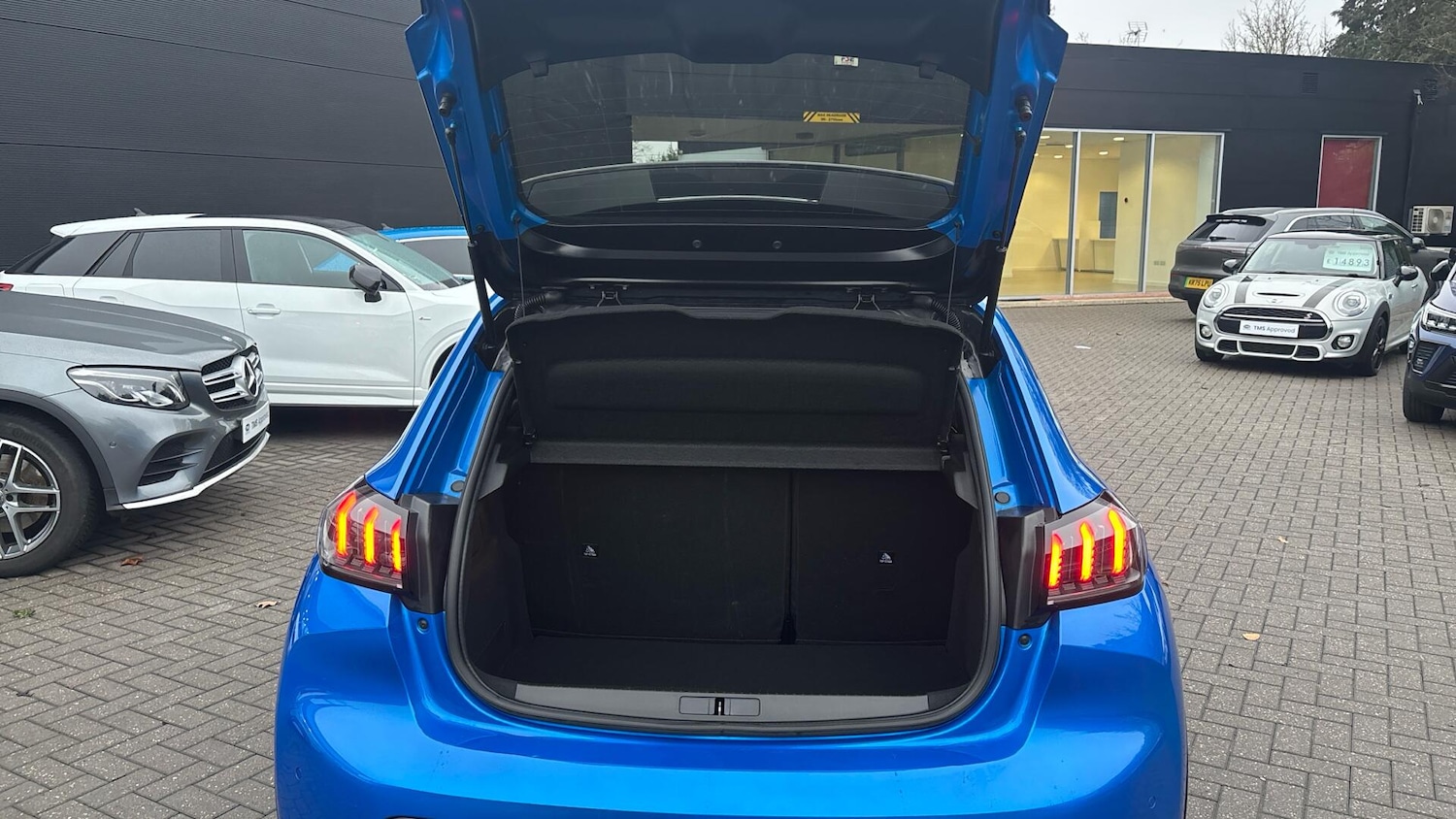 Used Peugeot 208 2021 for sale - 77424908: Photo 8