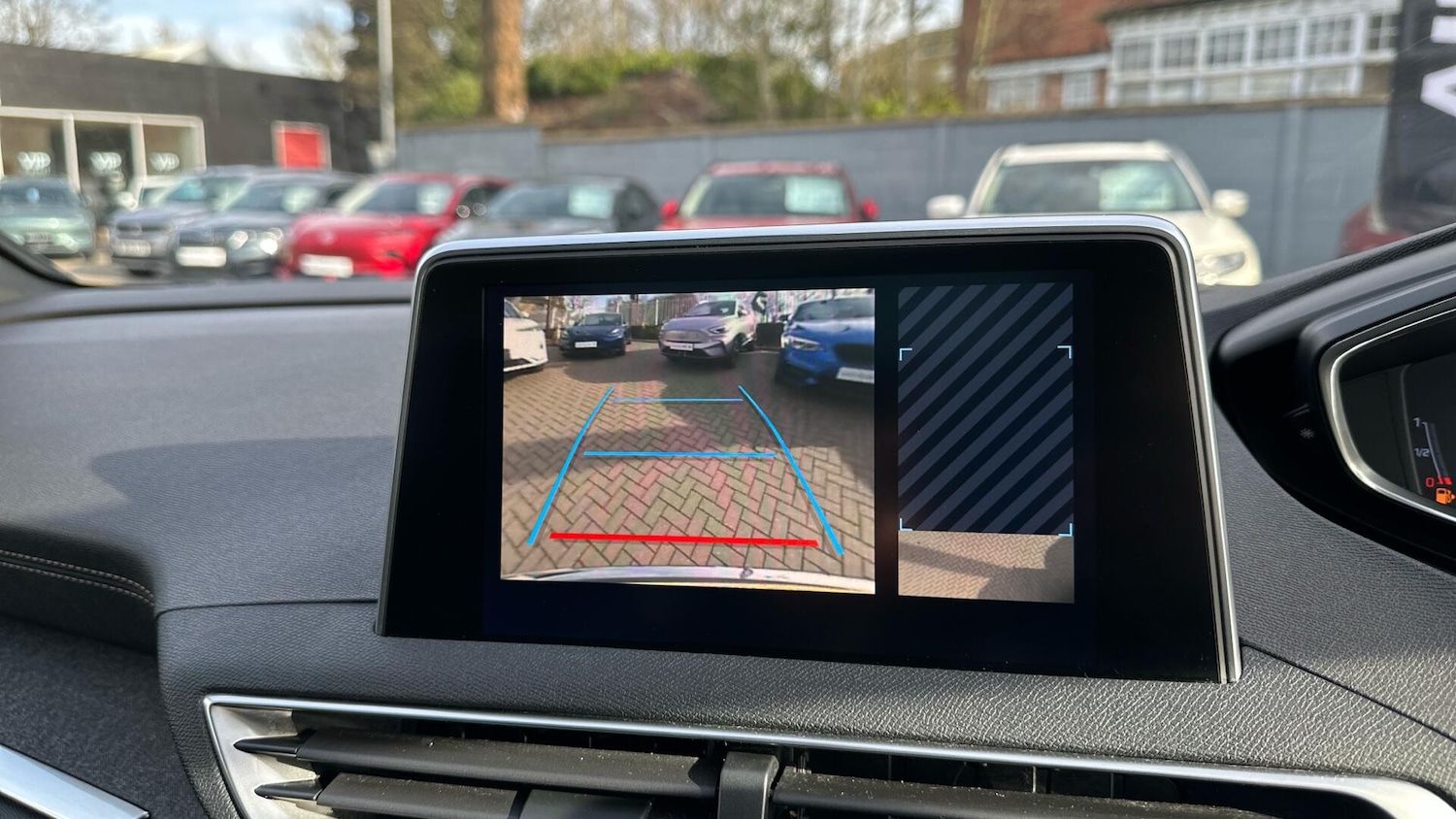 Used Peugeot 3008 2018 for sale - 77671175: Photo 42