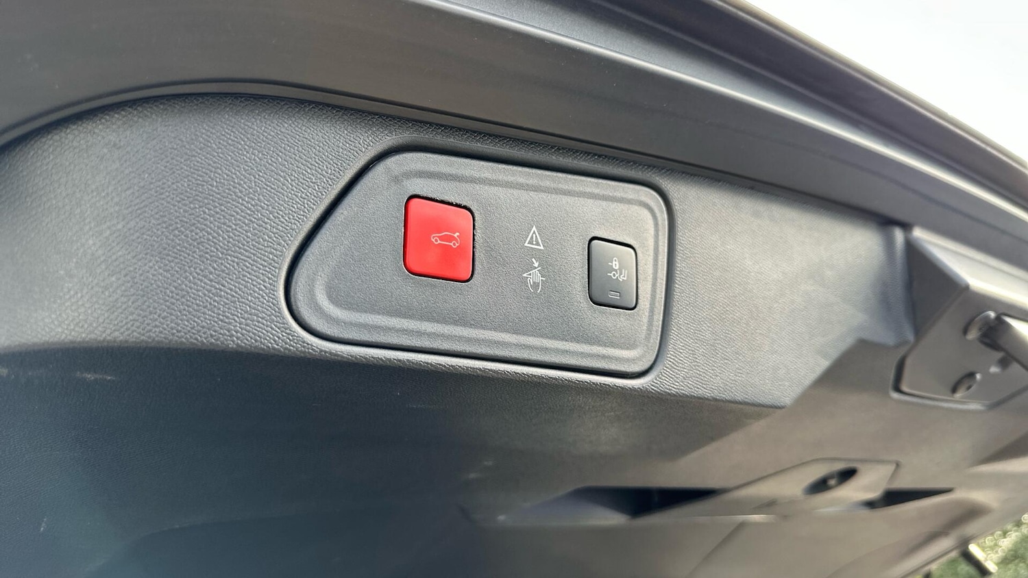 Used Peugeot 3008 2018 for sale - 77671175: Photo 48