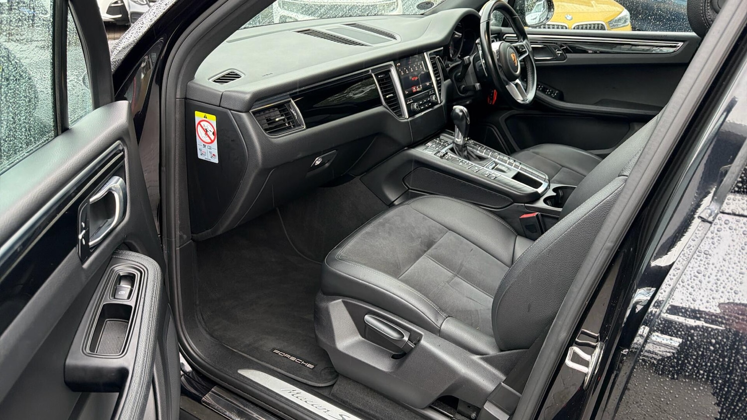 Used Porsche Macan 2017 for sale - 77175364: Photo 26